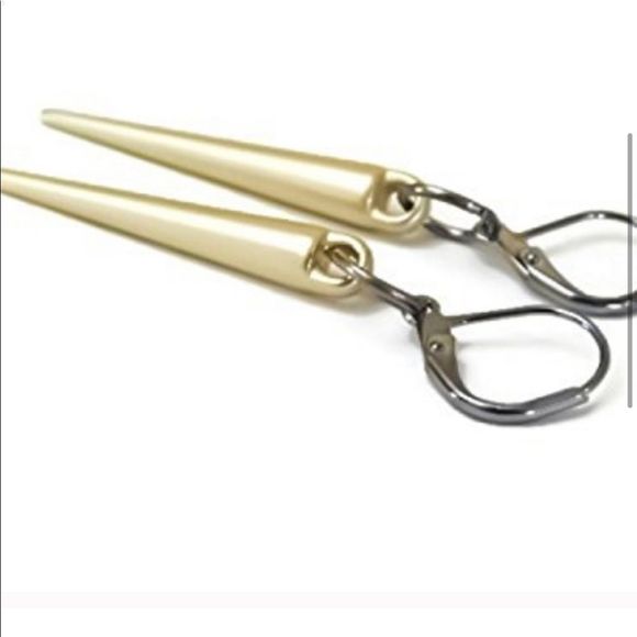 Two tone gold and pewter color spike earrings - Picture 4 of 5